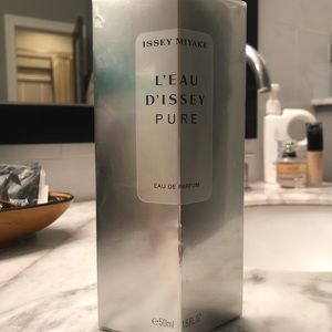 NIB Issey Miyake L’Eau L’Issey Pure 1.6oz